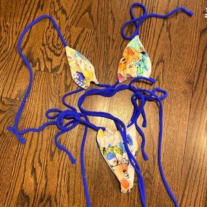 Frankie's Bikini Set